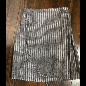 Linen skirt!  Like New!  Size Small.